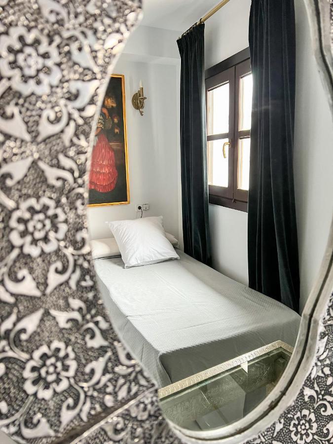 קרמונה Hostal Servilia מראה חיצוני תמונה