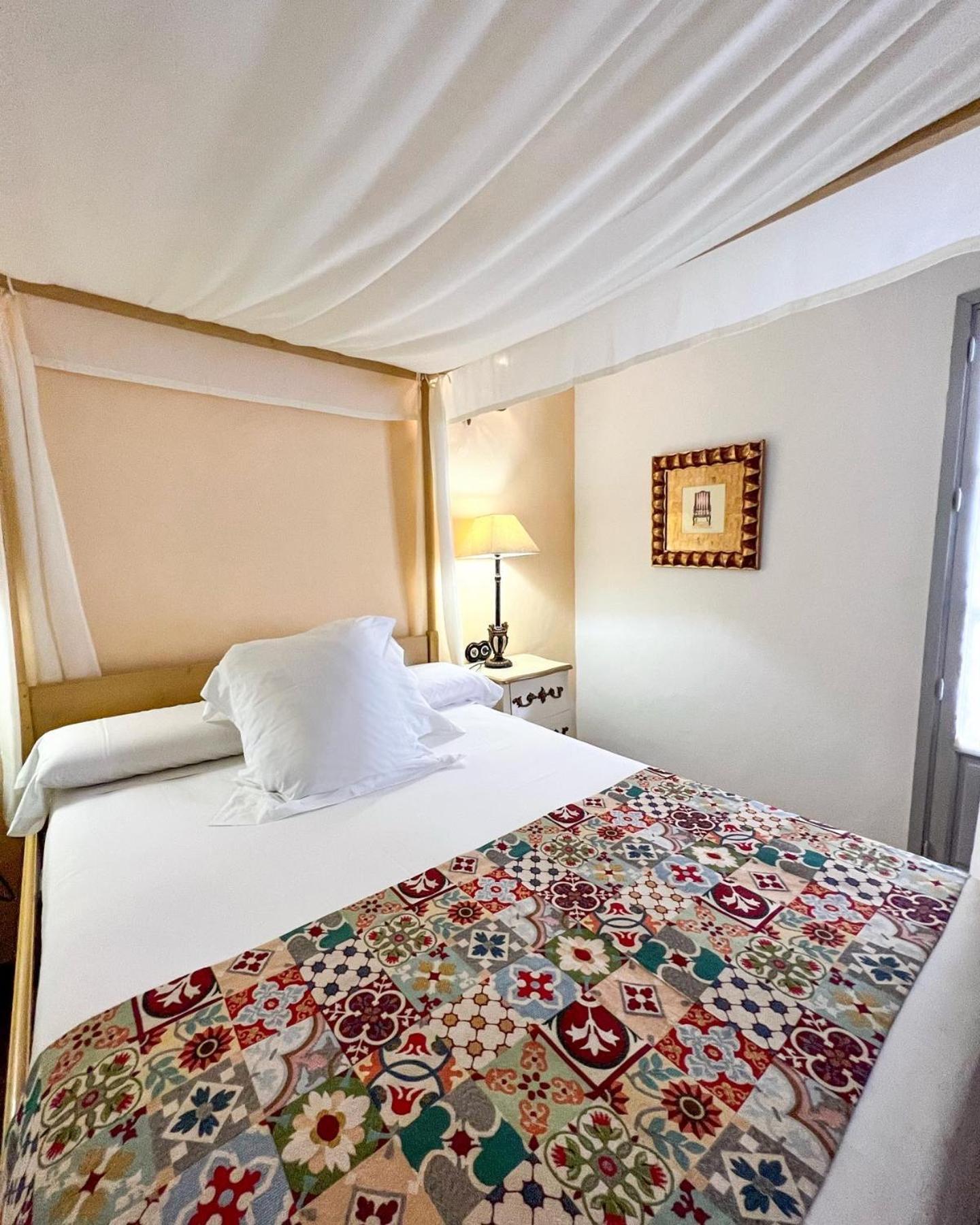 קרמונה Hostal Servilia מראה חיצוני תמונה