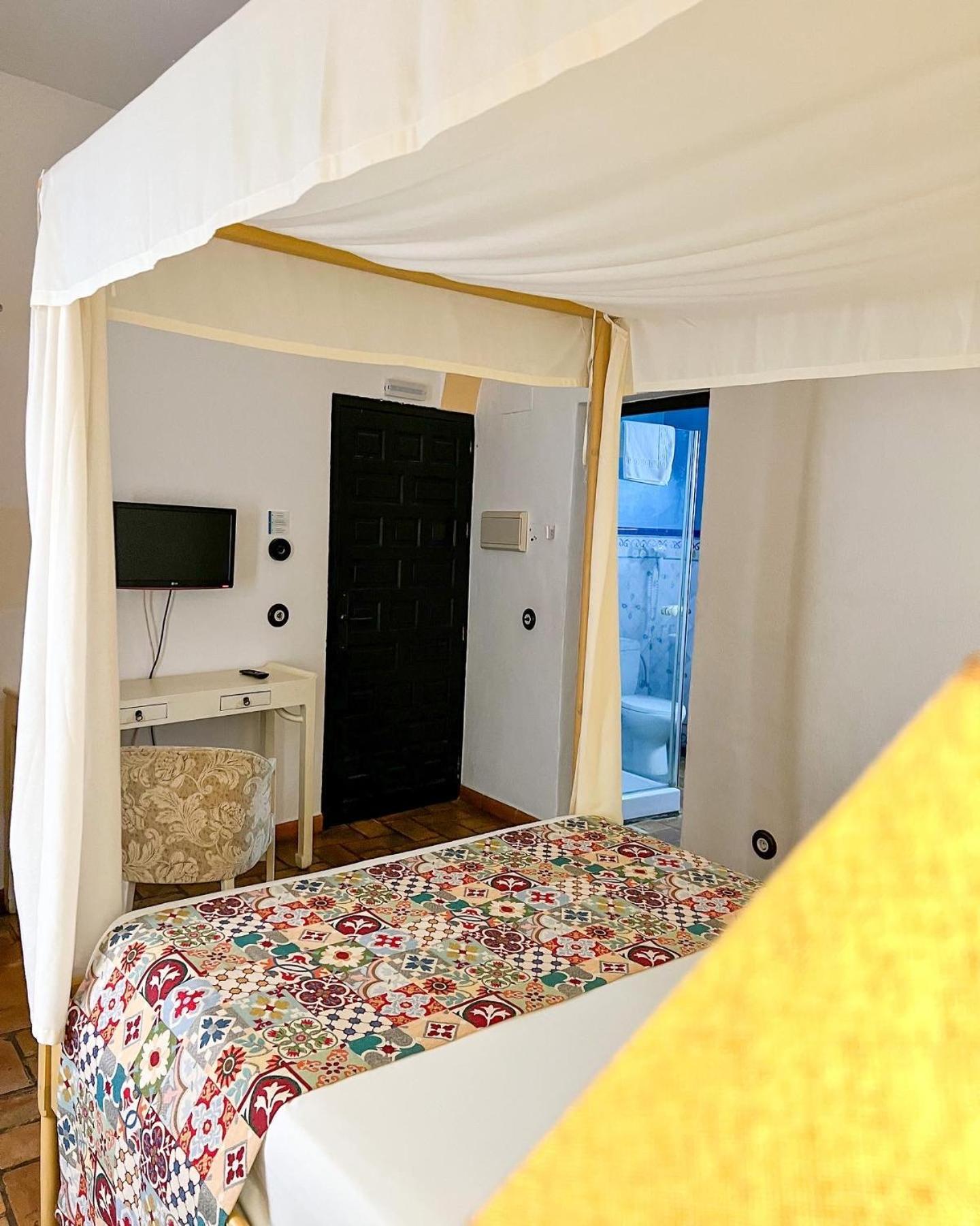 קרמונה Hostal Servilia מראה חיצוני תמונה