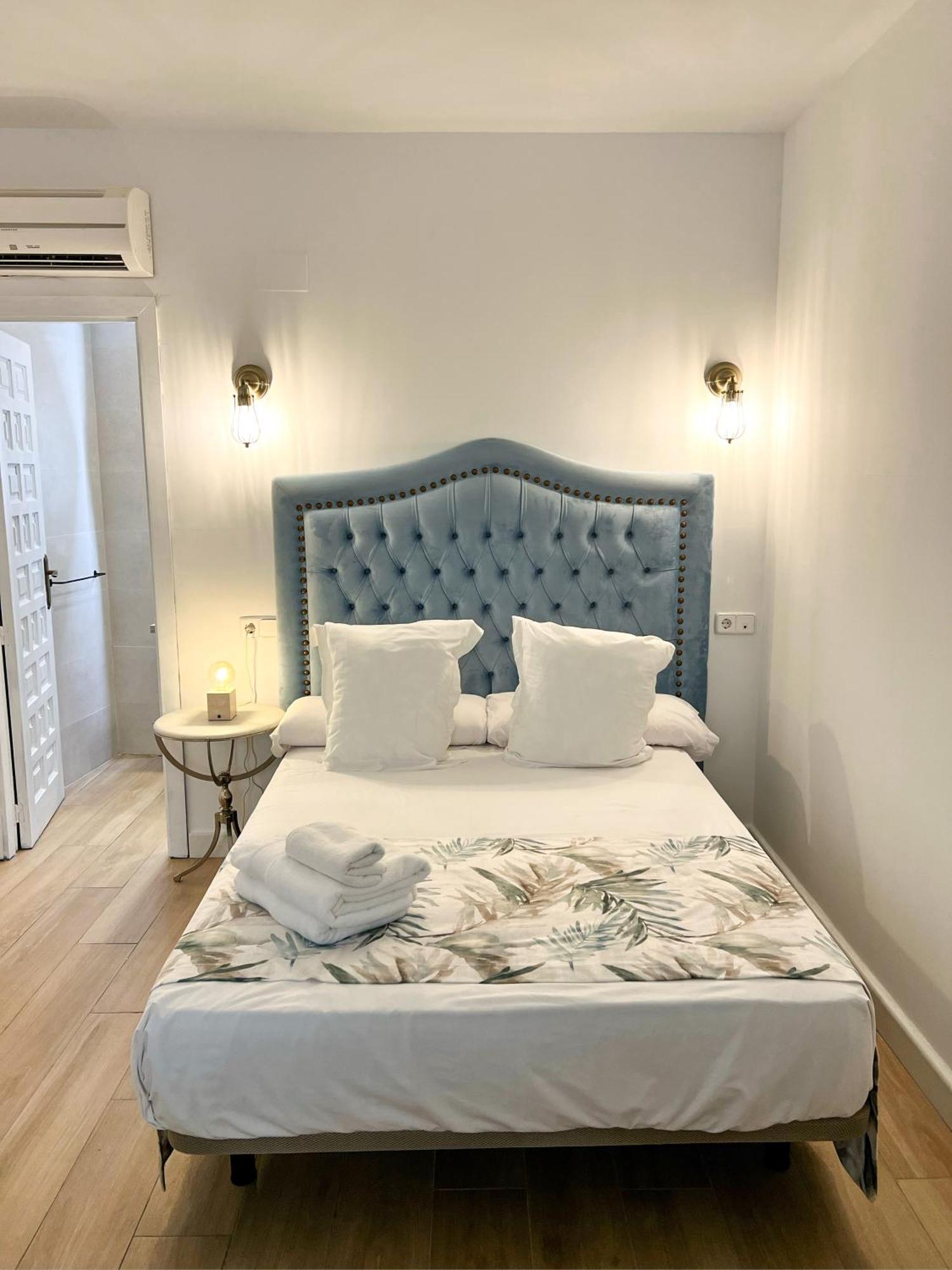 קרמונה Hostal Servilia מראה חיצוני תמונה